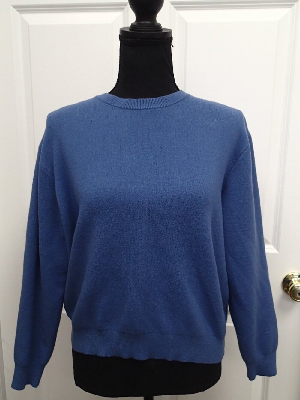 Tahari Men's Blue Sweater Sizse Medium